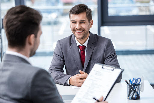 Les recruteurs lisent-ils vraiment les CV des candidats - CVprofessionnel