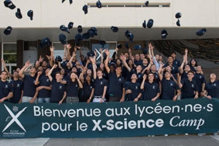 L'École polytechnique lance un Science Camp en ligne