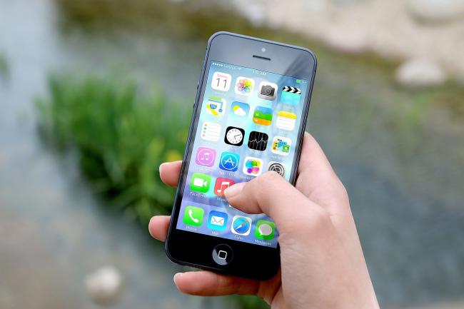 Digitalisation : 40% des salariés utilisent une application mobile pour accéder à l'ensemble des outils RH